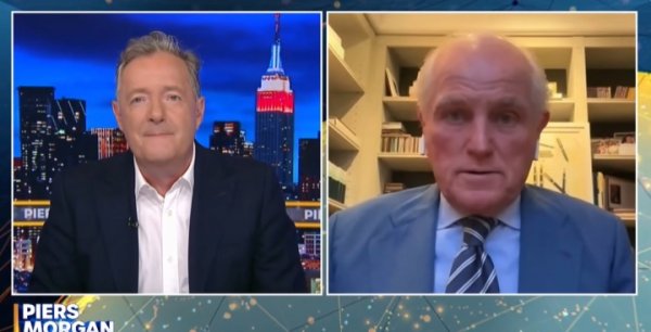 卡尔德隆：09年C罗加盟皇马是思寻求更正 他和梅西相互设置